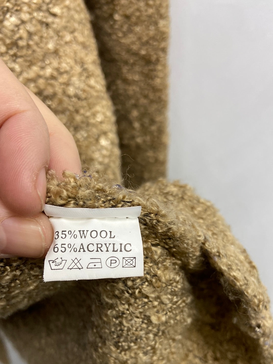 TERIA YABAR. Jersey borrego T.u(s)