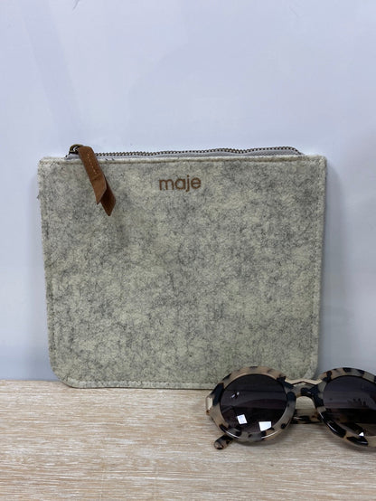 MAJE. Bolso mano fieltro