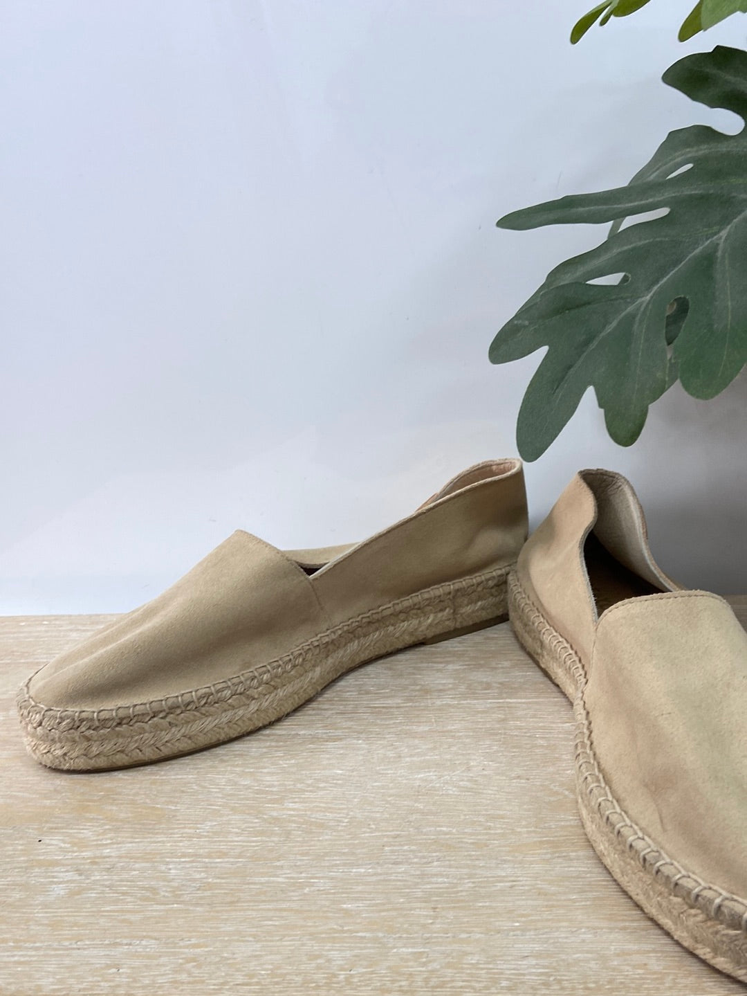 MINT&ROSE. Alpargata beige T.40