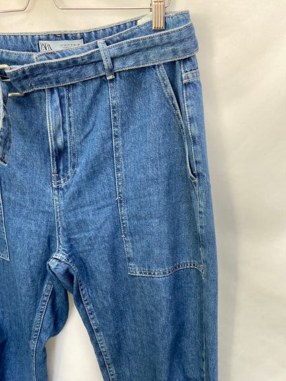 ZARA.Pantalones anchos vaqueros T.40