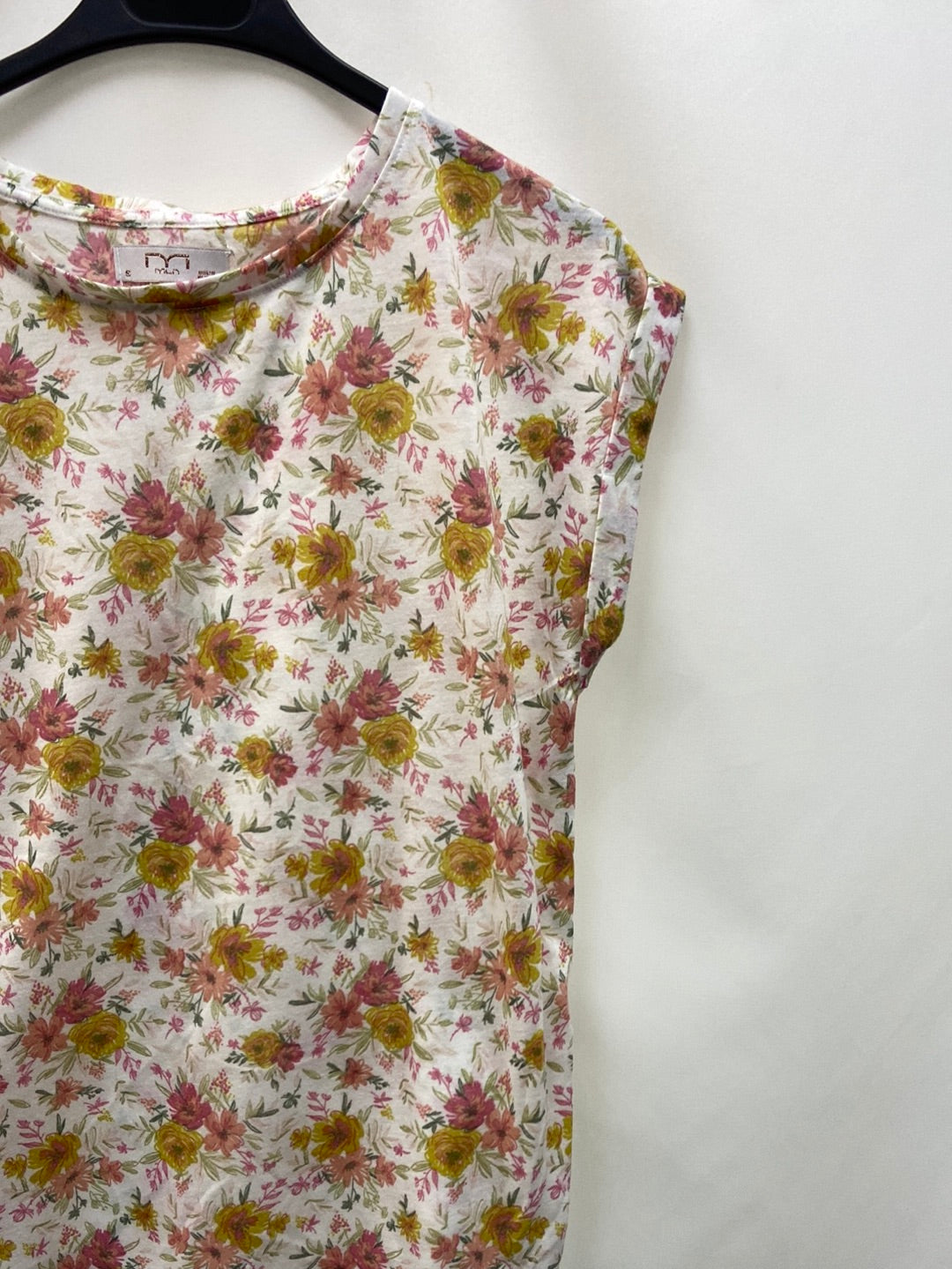 MLN. Beige floral T-shirt TS
