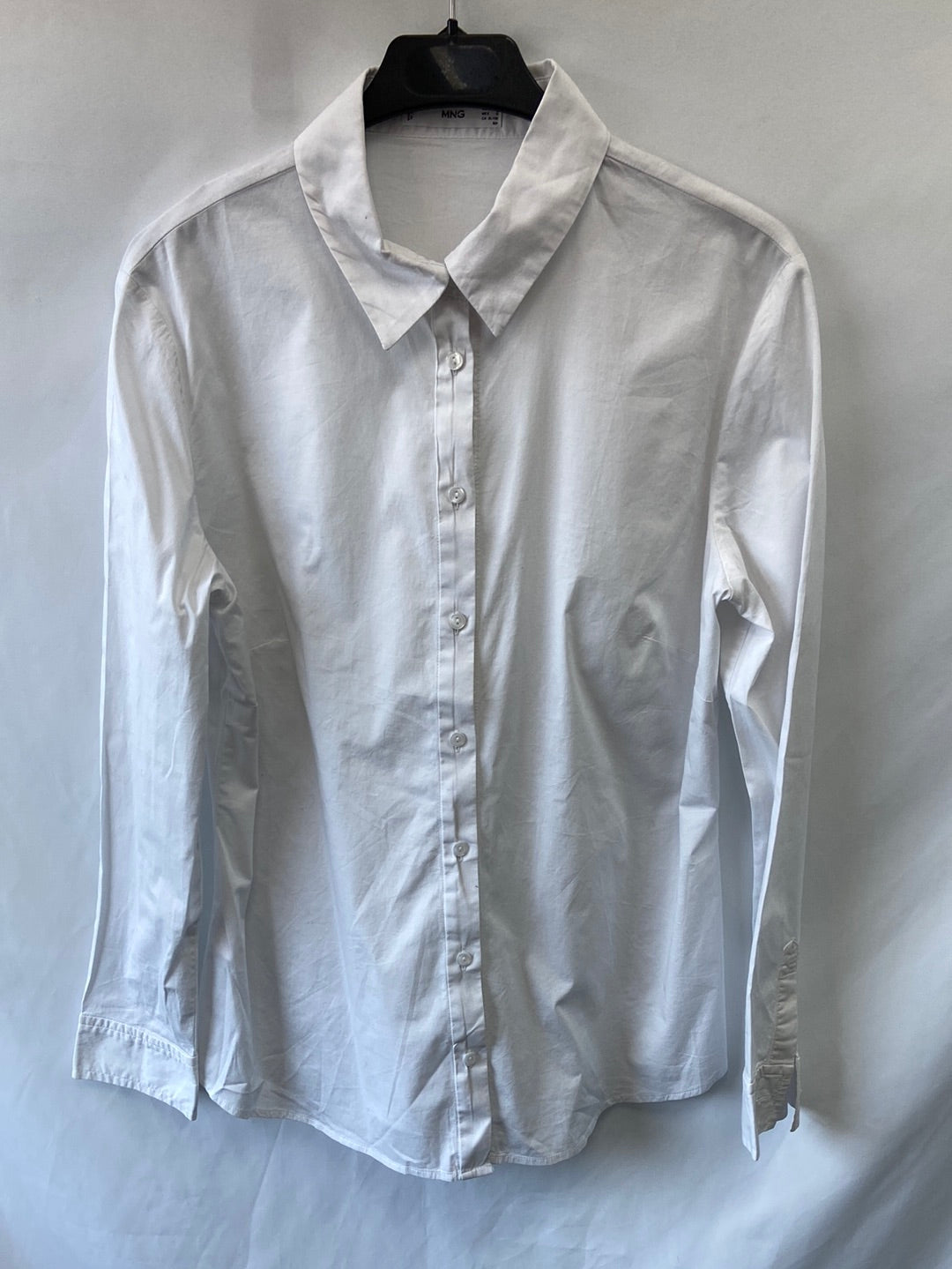 MANGO.Camisa blanca clásica T.L