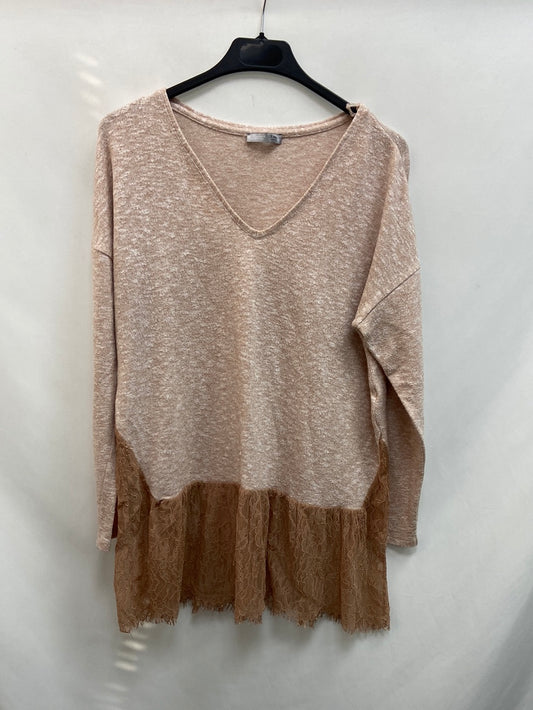 ZARA. Pink lace Ts sweater
