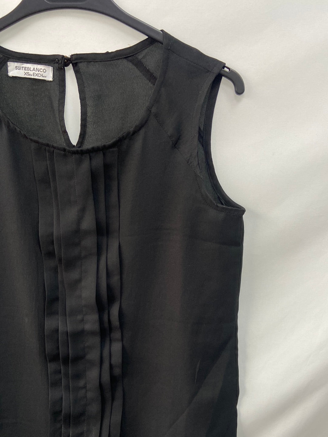 BLANCO.Blusa negra T.xs