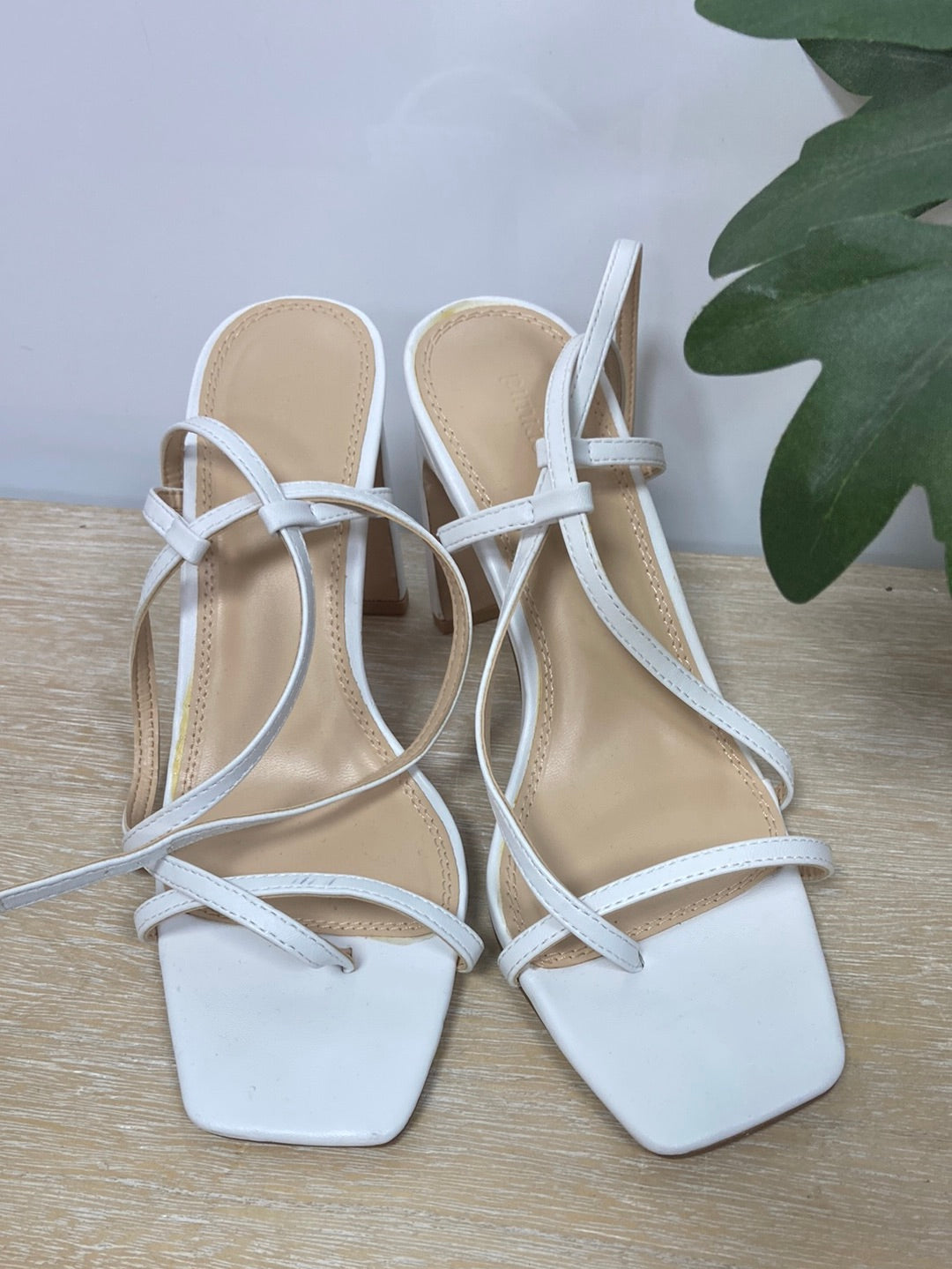 PIMKIE. Sandalia blancas T.38