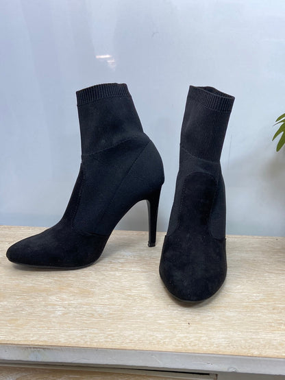 MANGO.Botines negros punto T.36