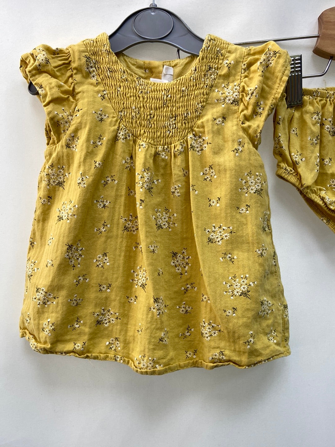 ZARA.Total look 9-12 meses