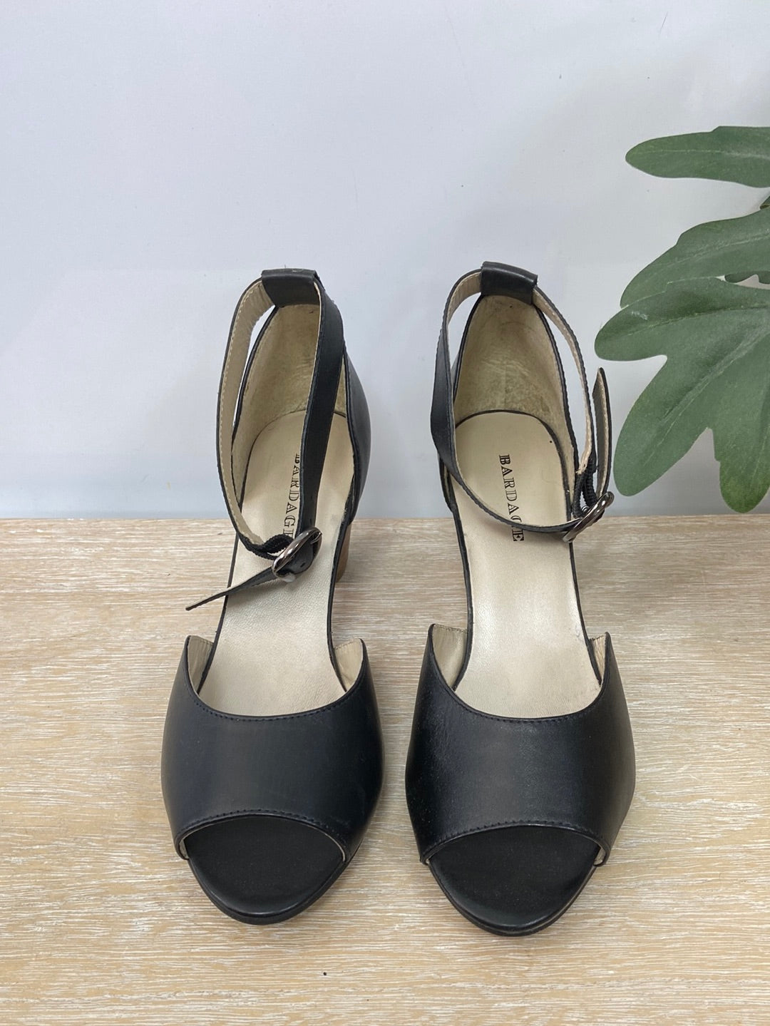 BARDAGE.Tacones negros T.38