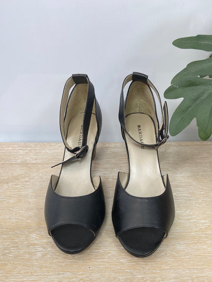 BARDAGE.Tacones negros T.38