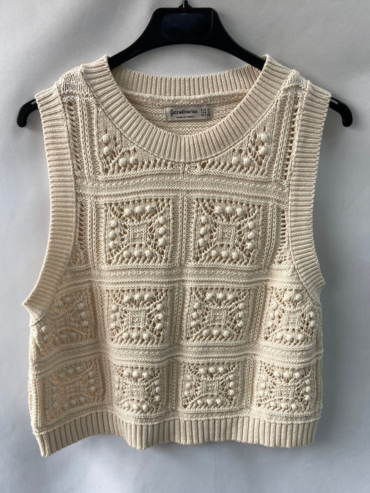 STRADIVARIUS.Top punto beige  T.M