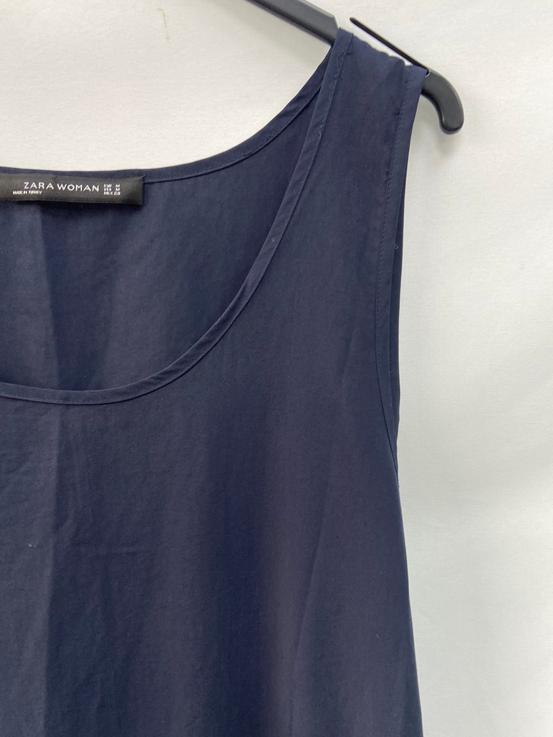 ZARA.Top azul volante T.m