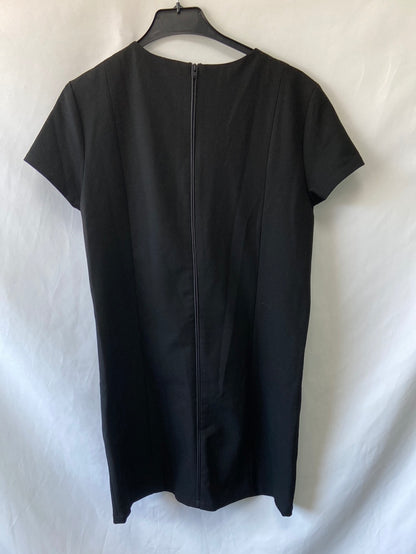 ZARA.Vestido negro arreglado costuras T.m