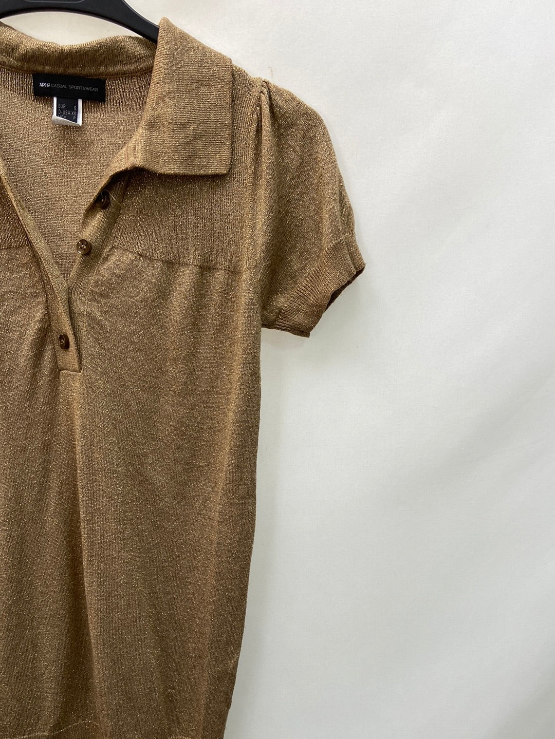 MANGO.Top punto beige hilos dorados T.S