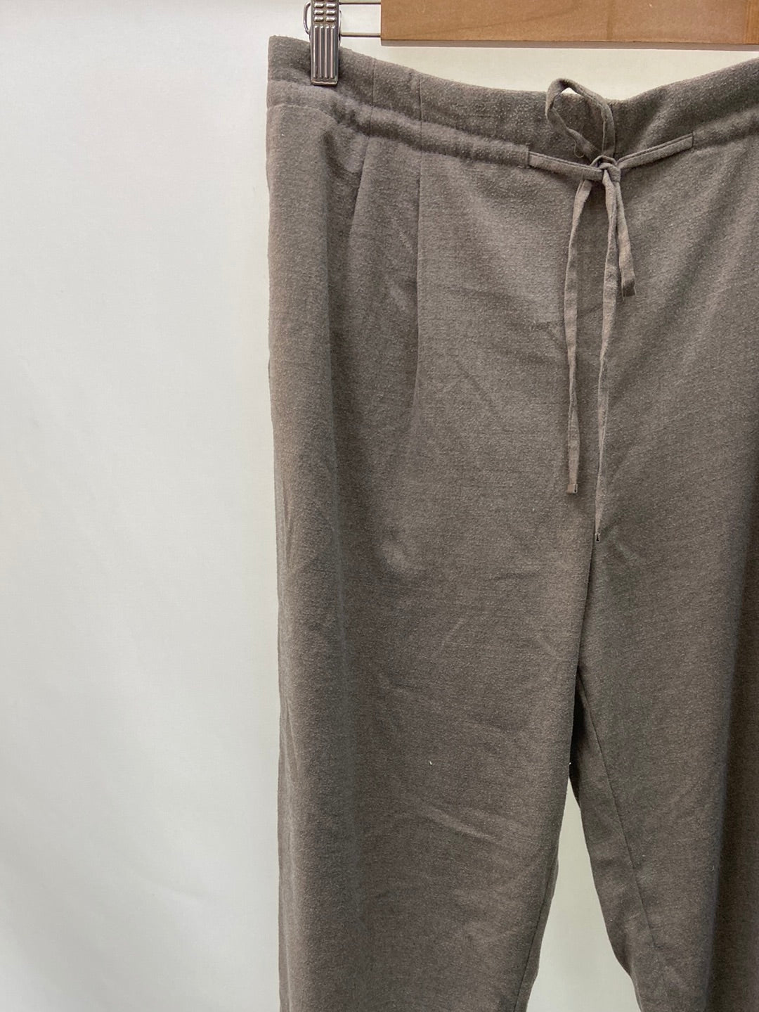 MANGO.TL fluid beige pants