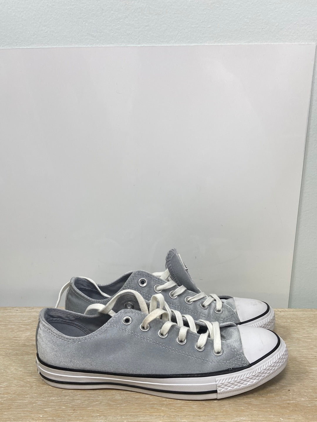CONVERSE.Grey velvet sneakers S.41 (tara)