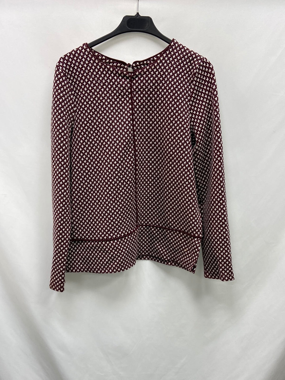 SFERA. Top jaspeado burdeos T.S