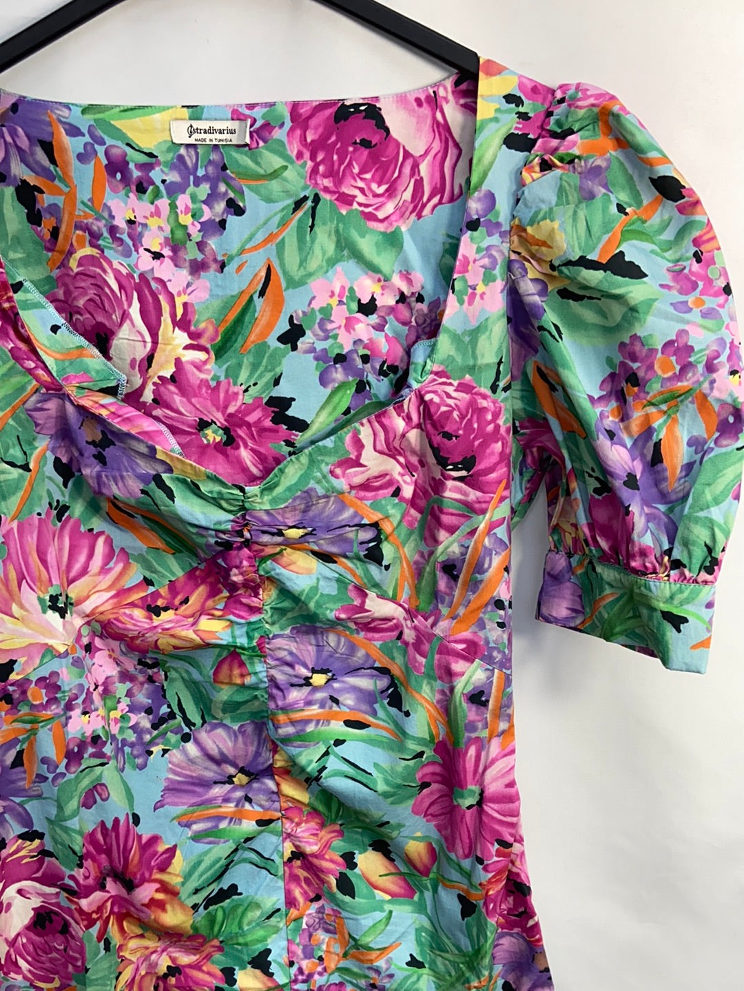 STRADIVARIUS.Vestido corto fruncido T.M