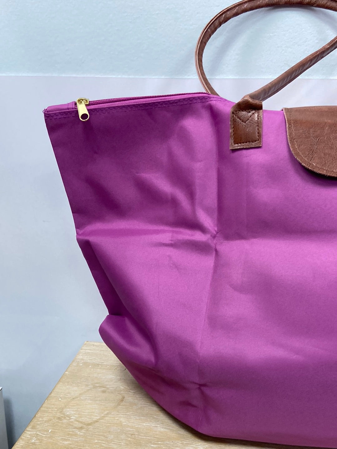 OTHERS. Oversized pink bag
