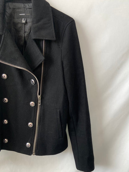 MANGO. Zip-up coat Tm