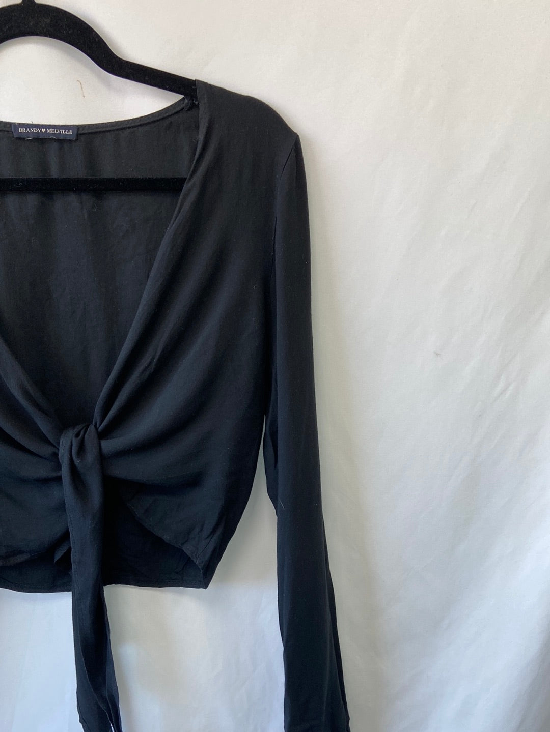 BRANDY MELVILLE.Top/sobrecamisa negra TU(s/m)