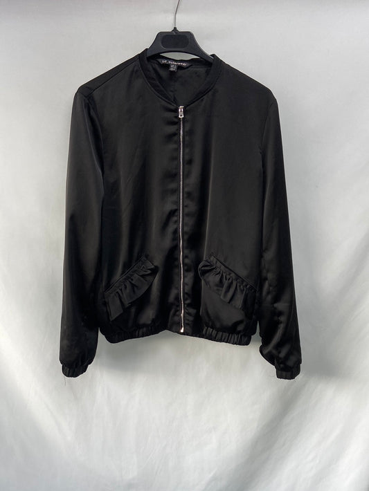ZARA.Bomber negra satinada T.s