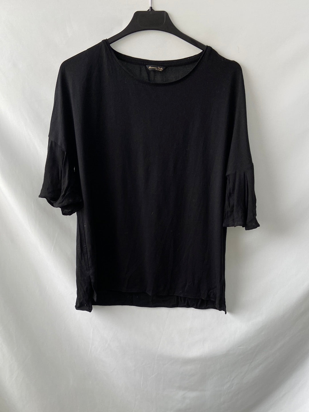 MASSIMO DUTTI. XS T-shirt