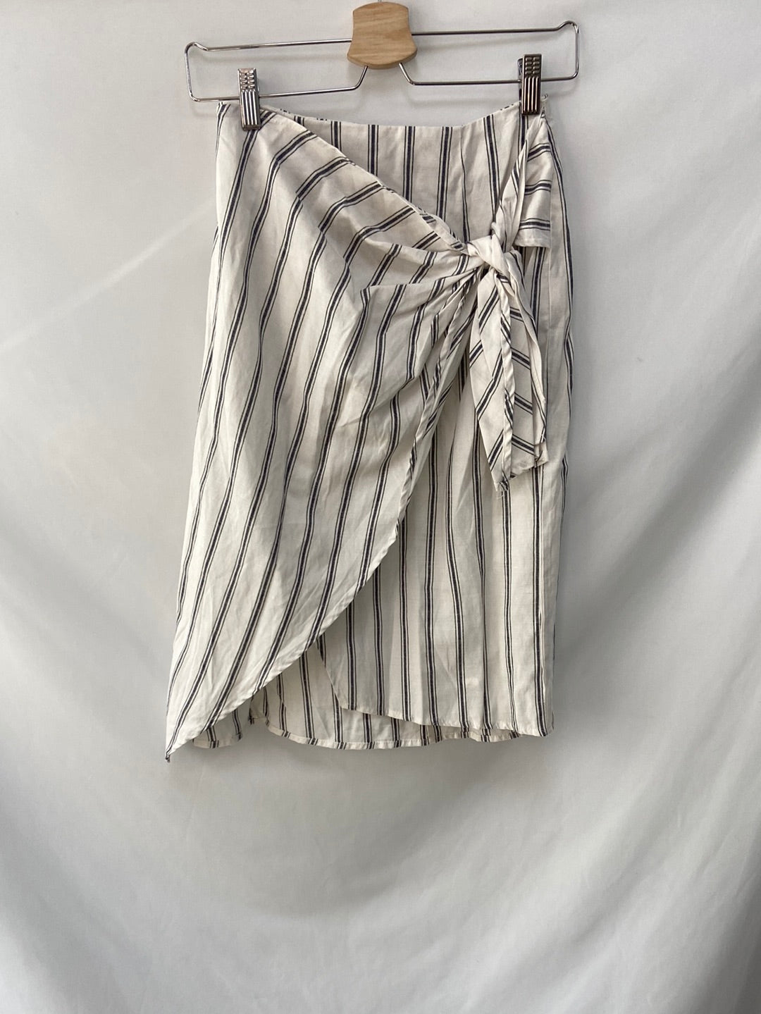 ZARA.Falda lino midi rayas T.M