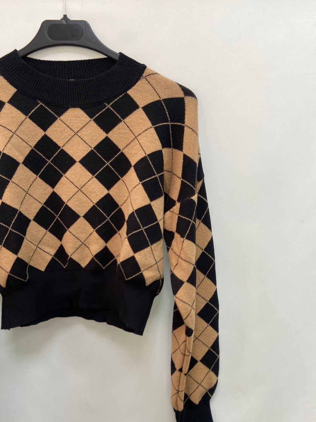 OTHERS.Rhombus crop sweater TXS/S