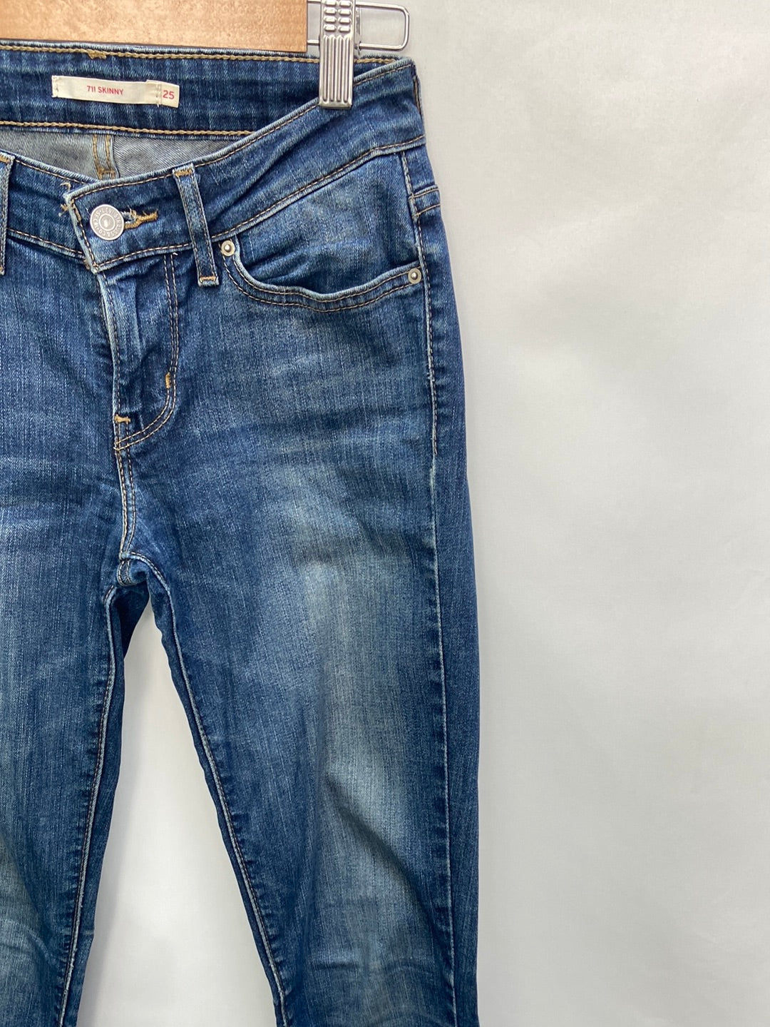 LEVI's.Dark Jeans 711 S.25 (34)