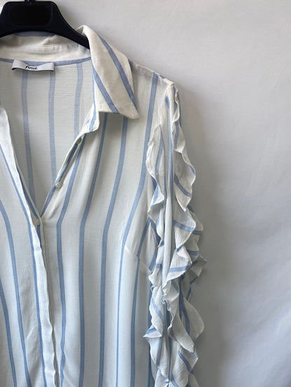 FIND.Blusa rayas volantes T.S