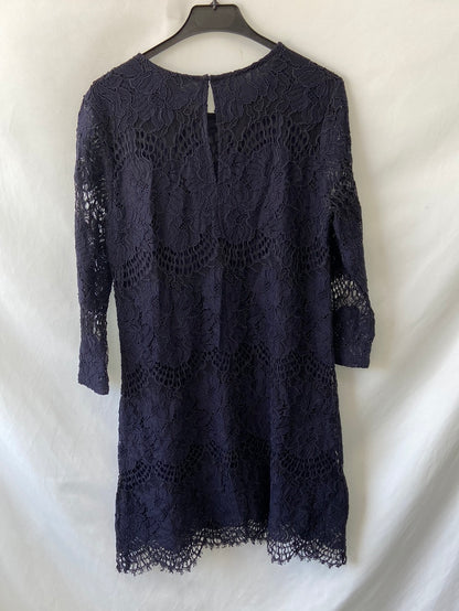 H&M. Vestido encaje azul T.40