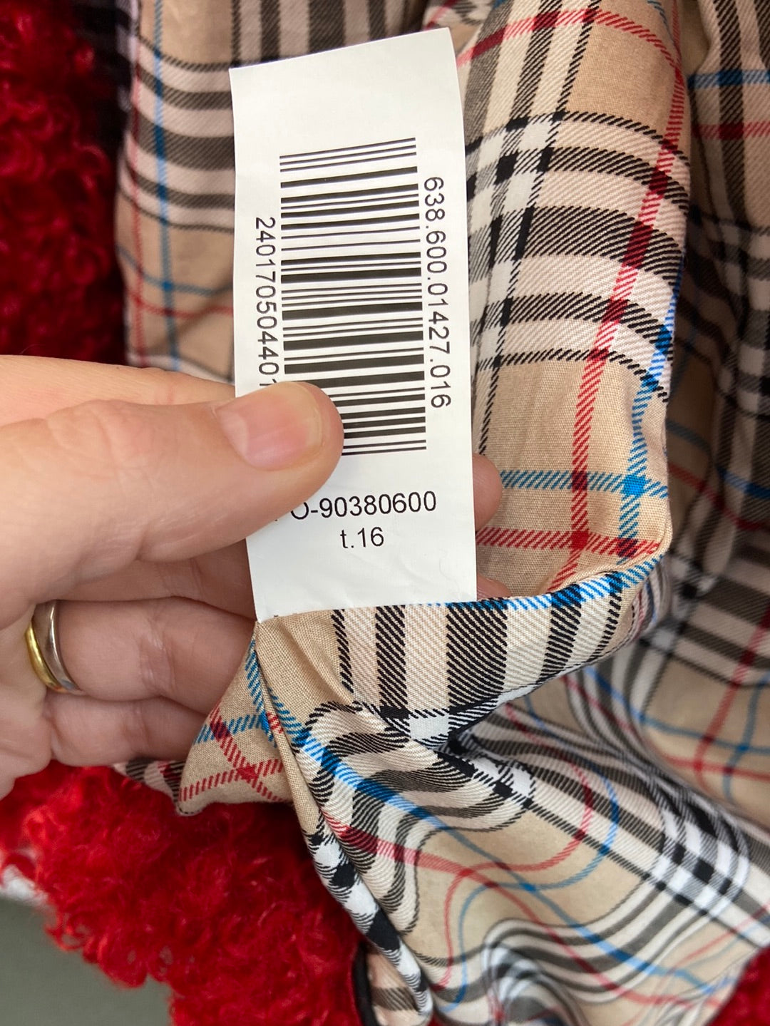 BASS10.Abrigo rojo borrego T.M