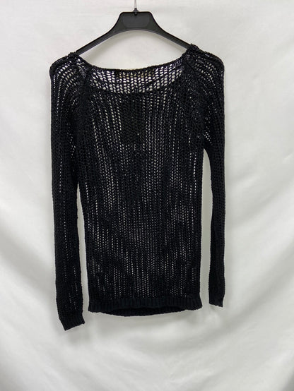 ZARA. Black sweater TM
