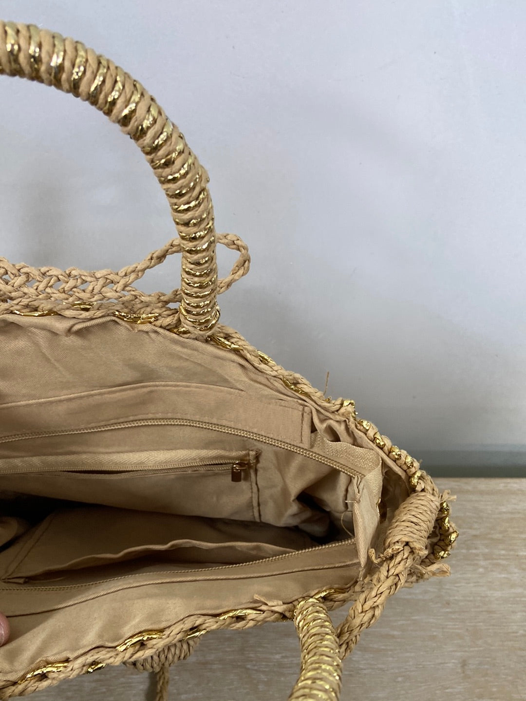 OTHERS. Circle raffia bag