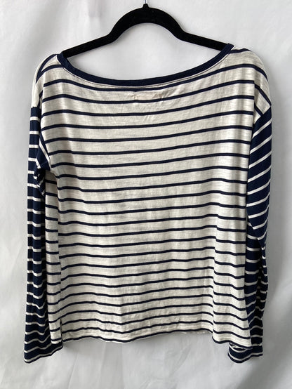 HOLLISTER. Camiseta L