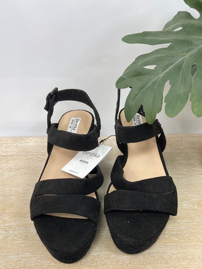 BERSHKA.Cuñas esparto negras T.38