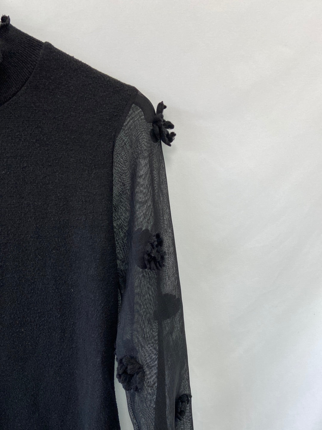 OTRAS.Top negro doble textura T.S