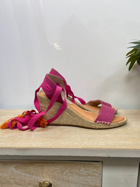 MARINA ISLA. Pink wedges. Size 37