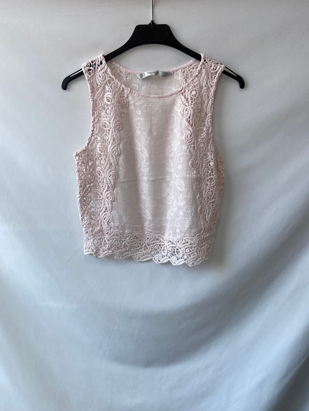 ZARA.Top encaje rosa T.XS