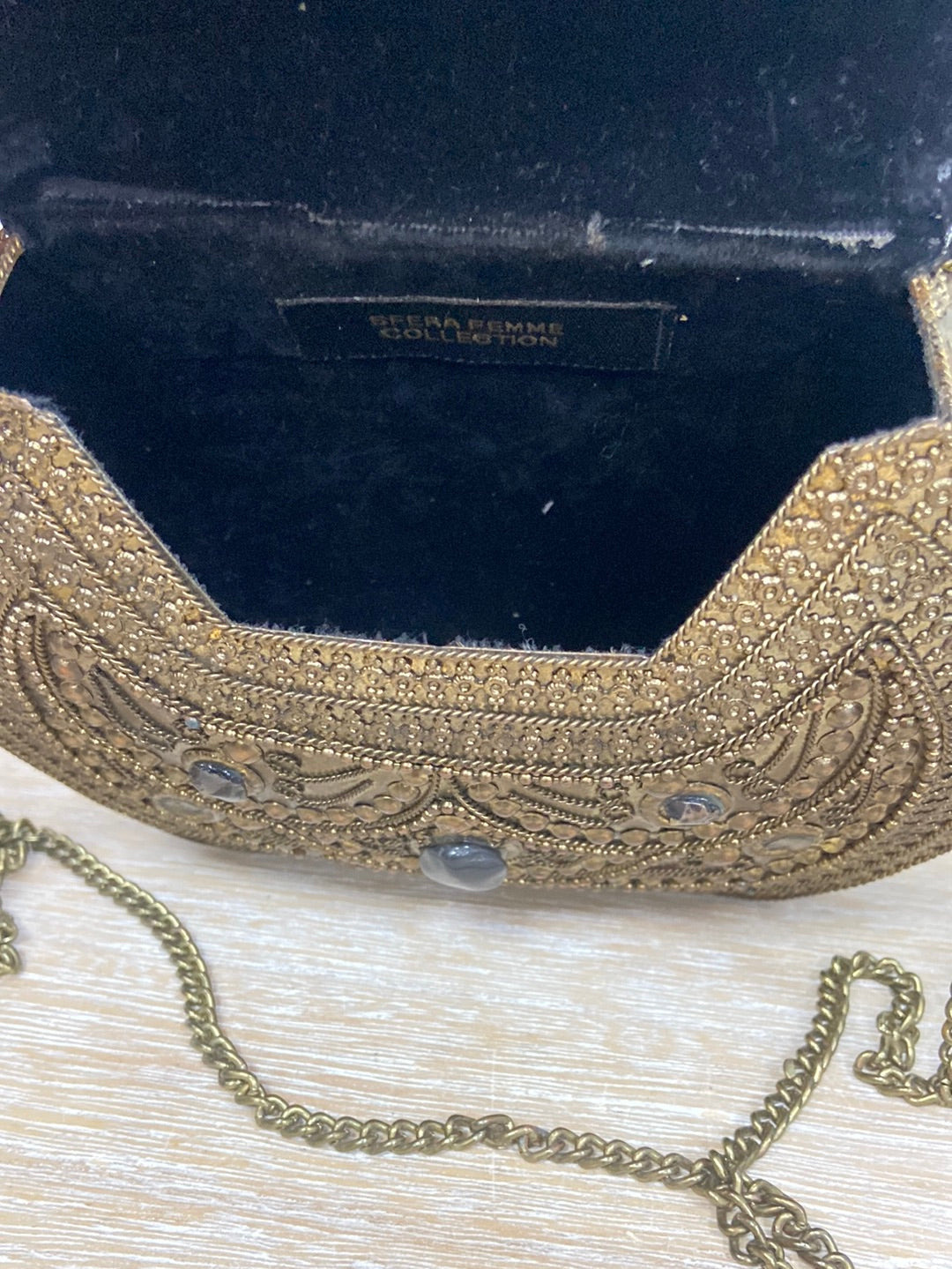 SFERA.Bolso latón dorado