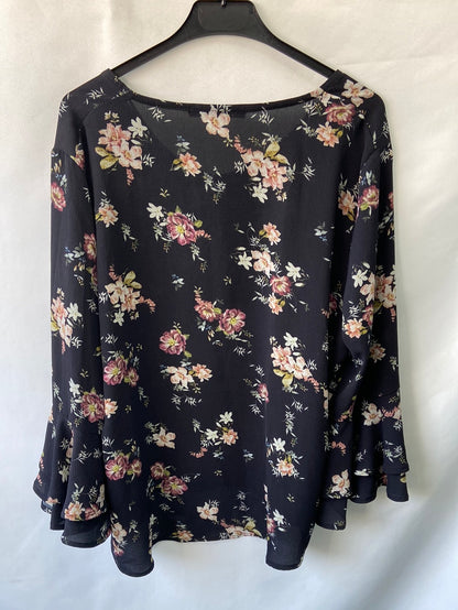 CHELA. Black floral blouse size L