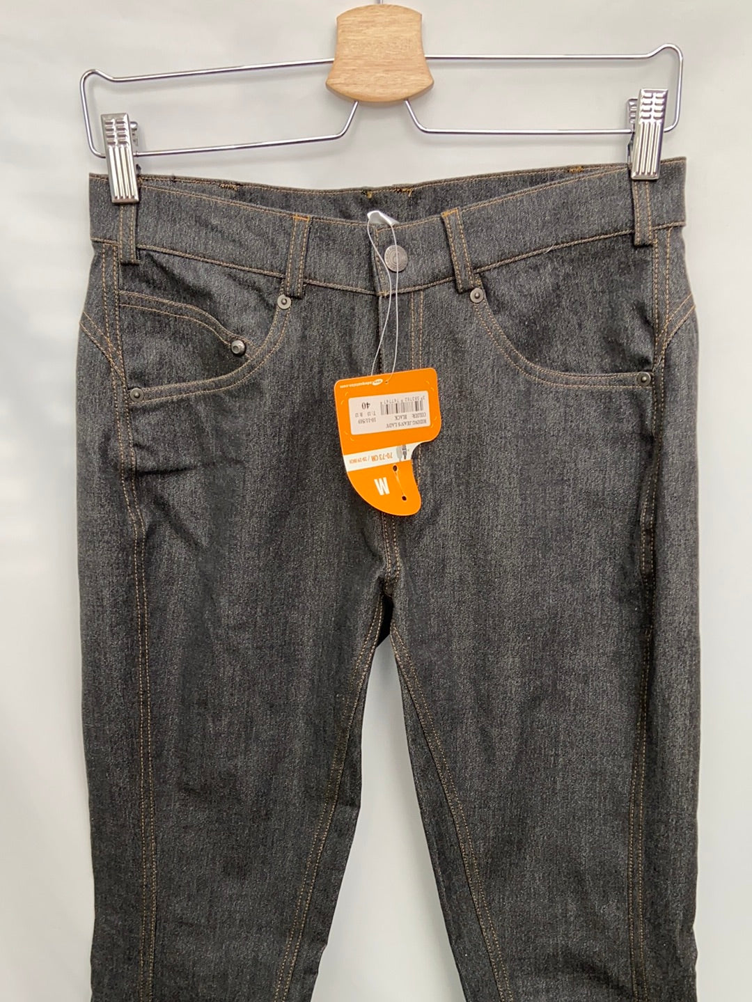 DECATHLON. Vaqueros grises T.40