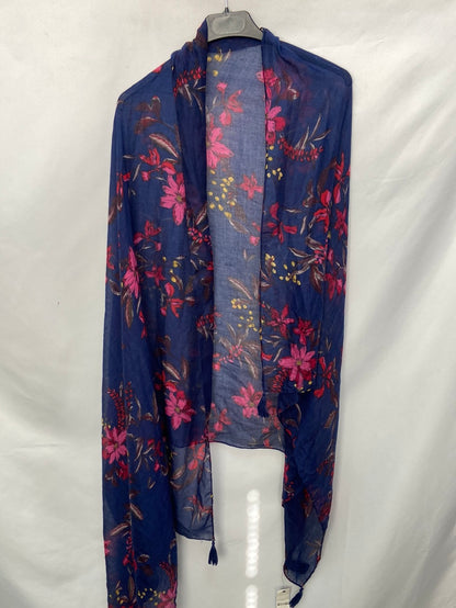 PARFOIS.Fular oversized estampado