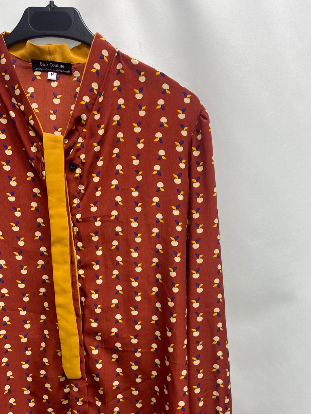 BACK COUTURE. Blusa teja manzanas T.m