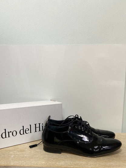 PEDRO DEL HIERRO. Black lace-up shoes, size 39