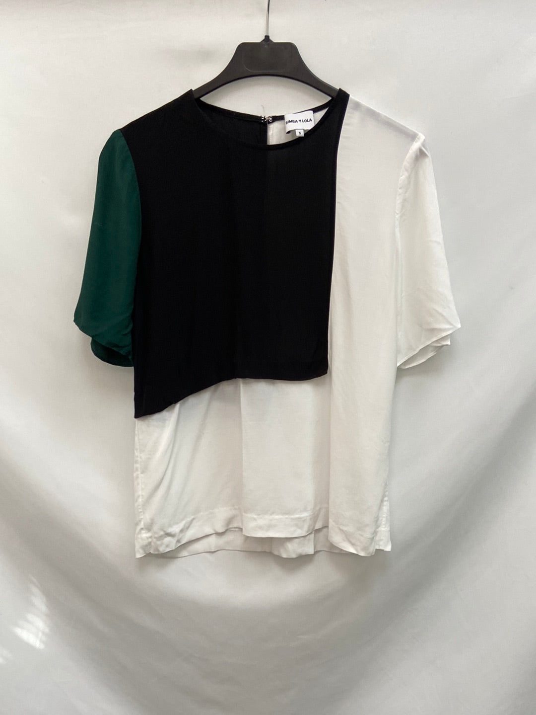 BIMBA Y LOLA. Blusa tricolor talla S