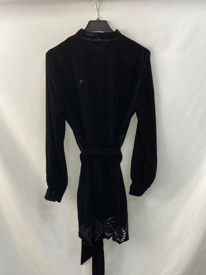 ZARA.Vestido corto terciopelo T.S