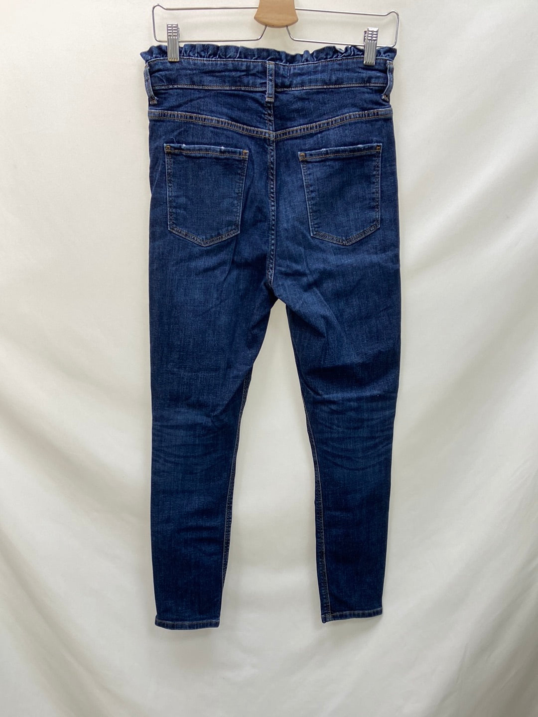 ZARA.Pantalones vaqueros denim oscuro T.38