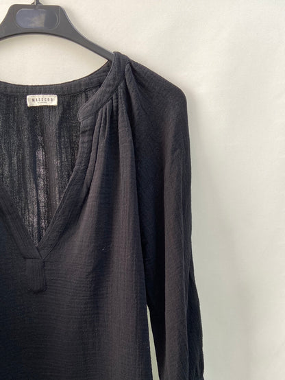 MASSCOB.Blusa negra algodón T.xs