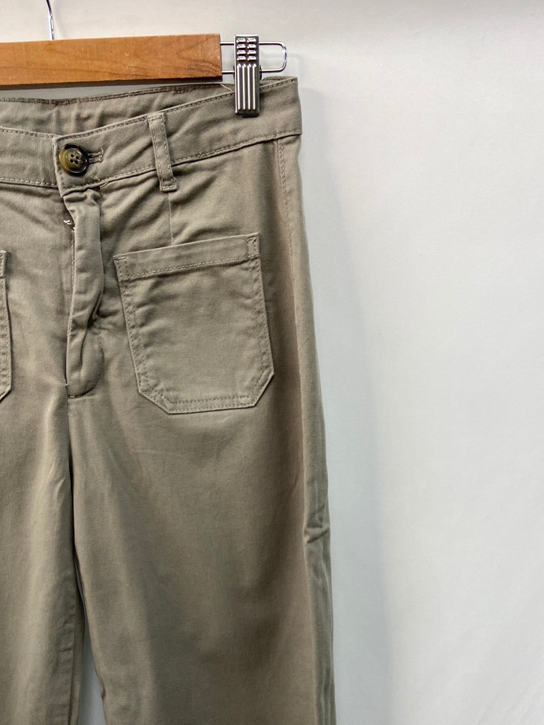 PULL&amp;BEAR. Greyish beige culottes TM